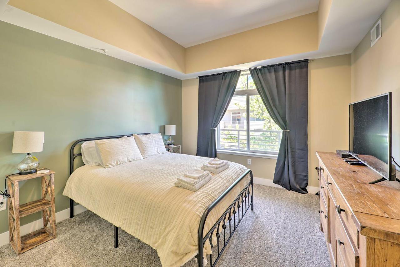 Grand Haven Condo - Walk To Nearby Hot Spots! Exteriér fotografie